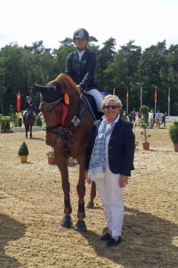 Laura Strehmel sicherte sich mit Lucie Platz sieben in der Gesamtwertung - Foto: Schwarz